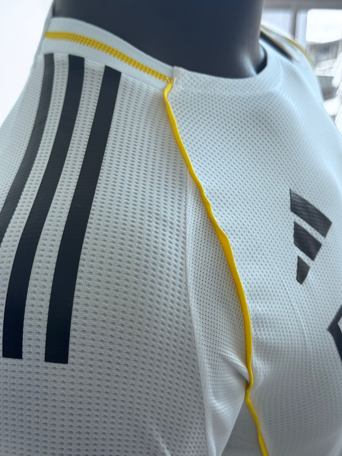 CAMISETA REAL MADRID 25/26 Version Jugador